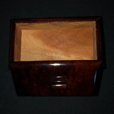 Lot 129- Silhouettes & Boxes