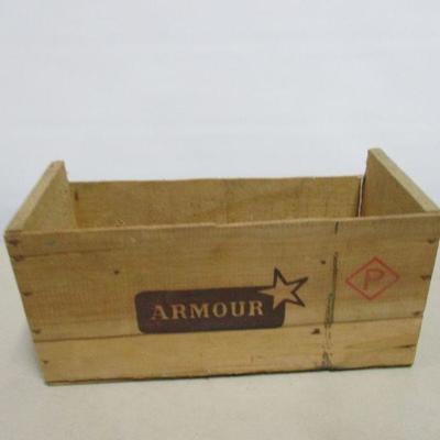 Lot 168 - Armour Box