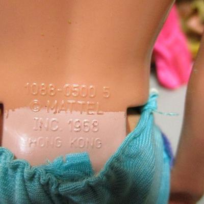 Lot 189 - Barbie & Ken Dolls & Toys - Storage Case & Cloths 