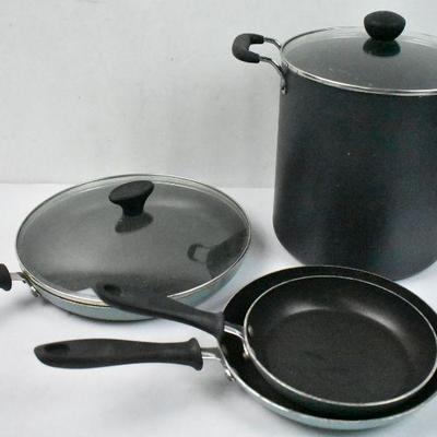 6 pc Cookware: Stock Pot with Lid, 3 frying pans, 1 lid for largest pan