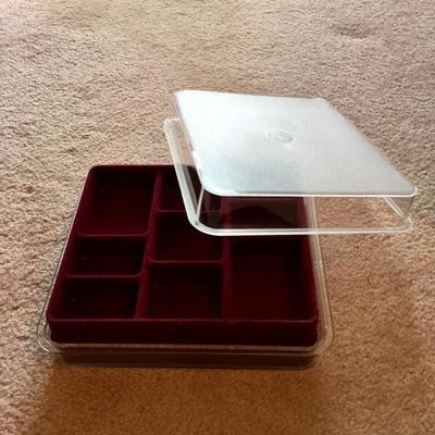 Lot 131 - Jewelry Storage