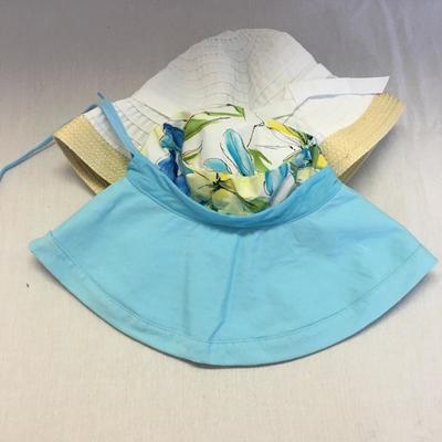   Lot 143 - Beach Goods