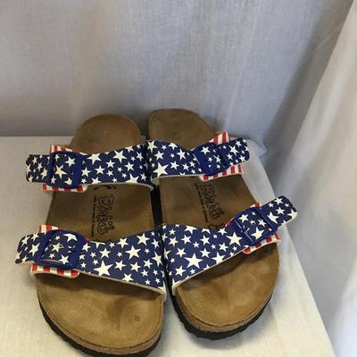   Lot 143 - Beach Goods