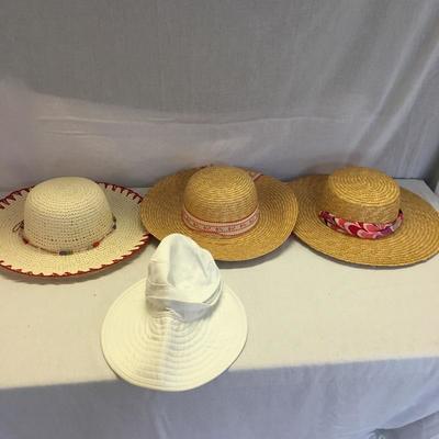   Lot 143 - Beach Goods