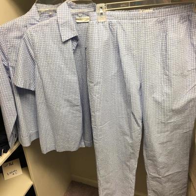  Lot 147 - Drapers & Damonâ€™s Clothing