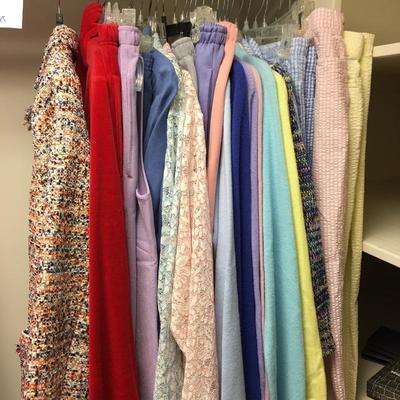  Lot 147 - Drapers & Damonâ€™s Clothing
