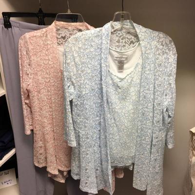  Lot 147 - Drapers & Damonâ€™s Clothing
