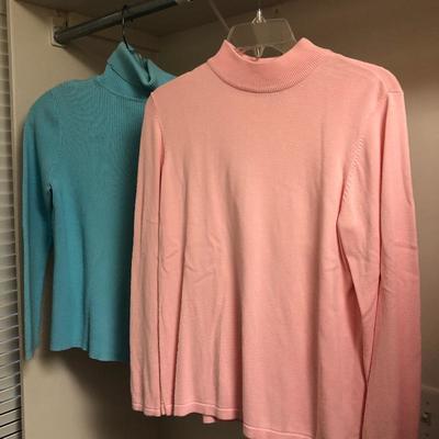Lot 150- Ladies Name Brand Clothing