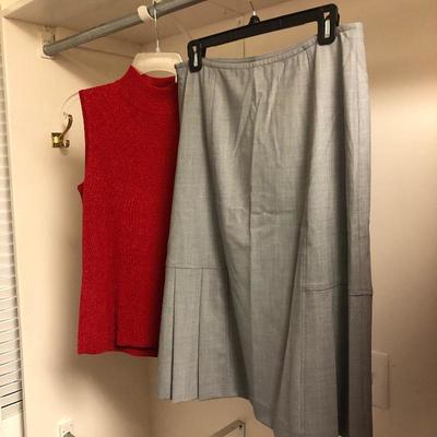 Lot 150- Ladies Name Brand Clothing
