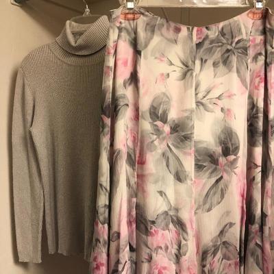 Lot 150- Ladies Name Brand Clothing