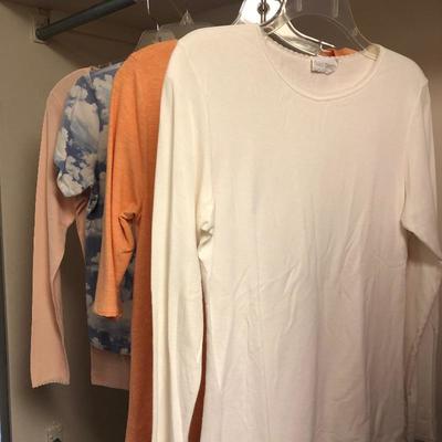 Lot 151- Ladies Sleepwear