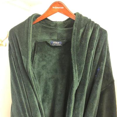 Lot 151- Ladies Sleepwear