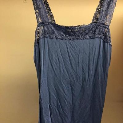 Lot 151- Ladies Sleepwear
