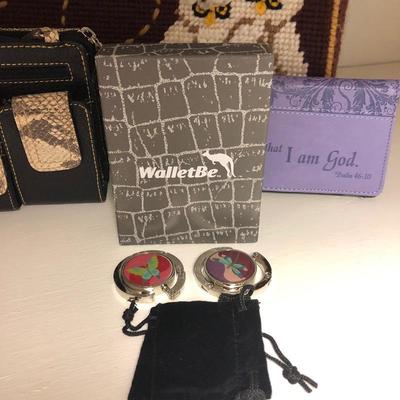 Lot 154- Purses & Wallets
