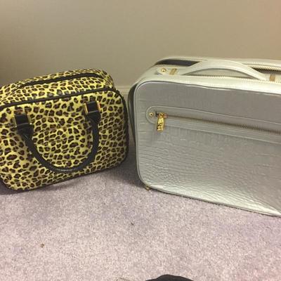 Lot 163 - Travel Bags