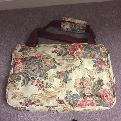 Lot 163 - Travel Bags