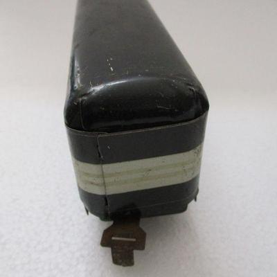 Lot 192 - Lionel Scout Tender & New York Central - Train Cars