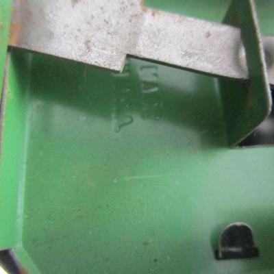 Lot 192 - Lionel Scout Tender & New York Central - Train Cars