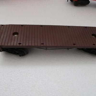 Lot 197 - Random Train Cars & Parts