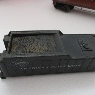 Lot 197 - Random Train Cars & Parts