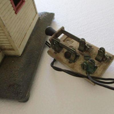 Lot 200 - Lionel Train Accessories - Bridge Parts - Signs