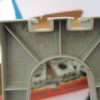 Lot 200 - Lionel Train Accessories - Bridge Parts - Signs