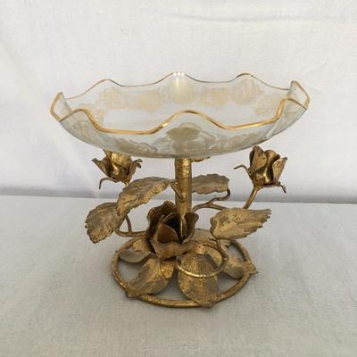 Lot 167 - Brass Vanity Array