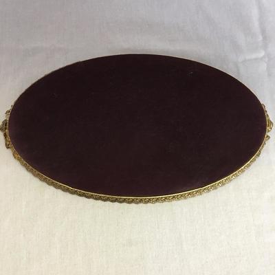 Lot 167 - Brass Vanity Array