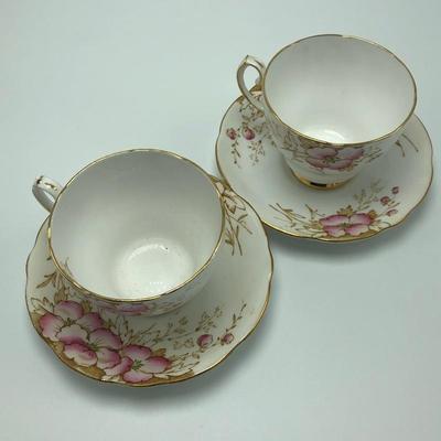 Lot 172- Tea Cup Sets