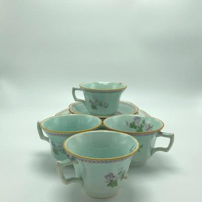 Lot 172- Tea Cup Sets