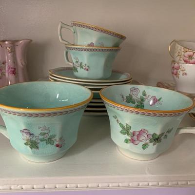 Lot 172- Tea Cup Sets