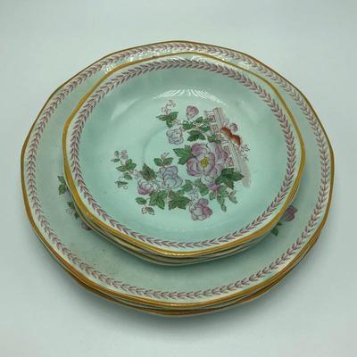 Lot 172- Tea Cup Sets