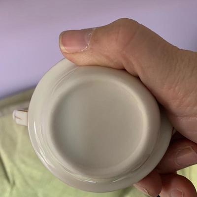 Lot 173- Newer China