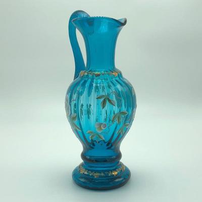 Lot 177- Fenton Glass