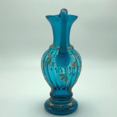 Lot 177- Fenton Glass