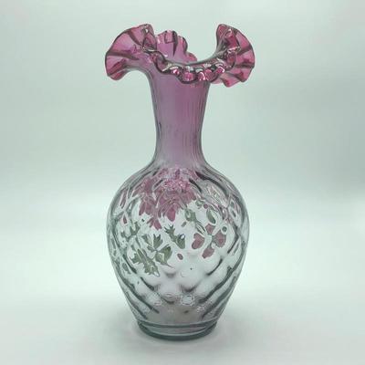 Lot 177- Fenton Glass