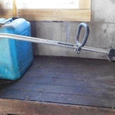 Homelite Gas Powered Weed Eater (Gas Can Not Included)