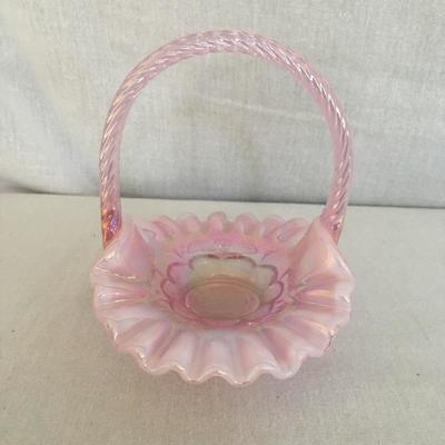 Lot 179 - Fenton Glass Epergne and More 