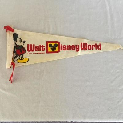 Lot 185 - Disney Collection