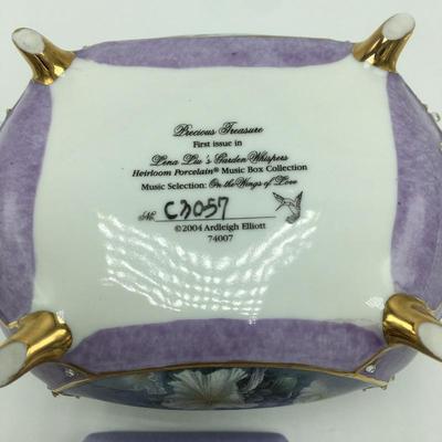 Lot 186 - Trio of Music Boxes
