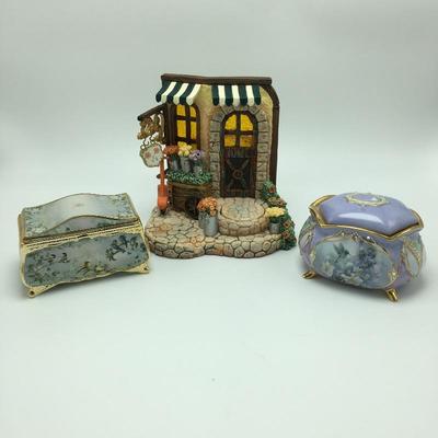 Lot 186 - Trio of Music Boxes