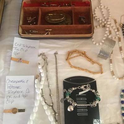 Lot # 97 Costume Jewelry Lot 