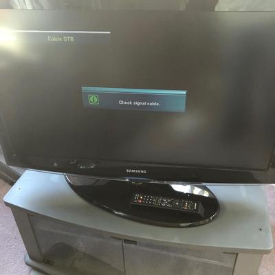 Lot 192- 36" Samsung TV & Stand