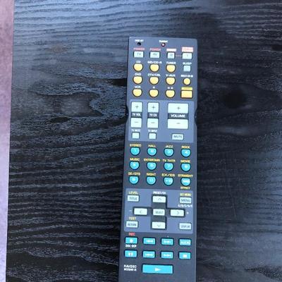 Lot 194- Yamaha Receiver with JBL Speakers