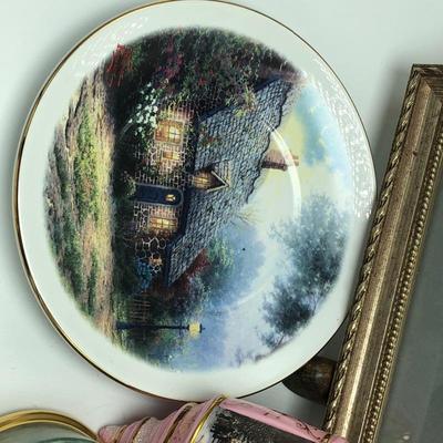Lot 197- Thomas Kincade Collection