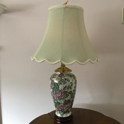 Lot 202 - End Table & Lamp