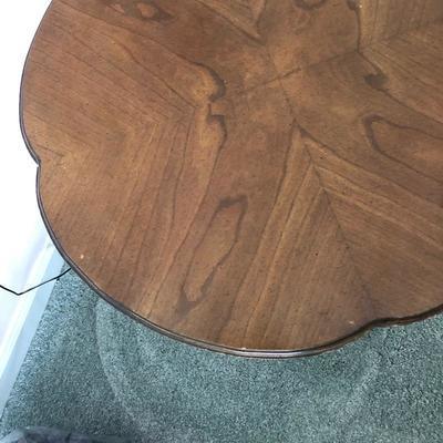 Lot 202 - End Table & Lamp