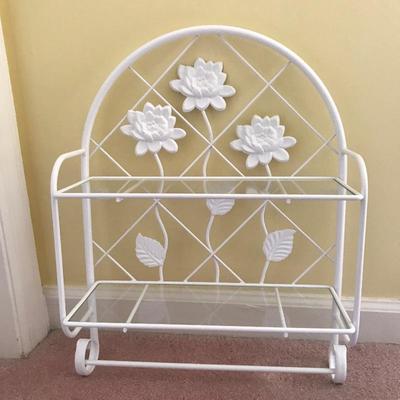 Lot 206 - White Vanity Accessories