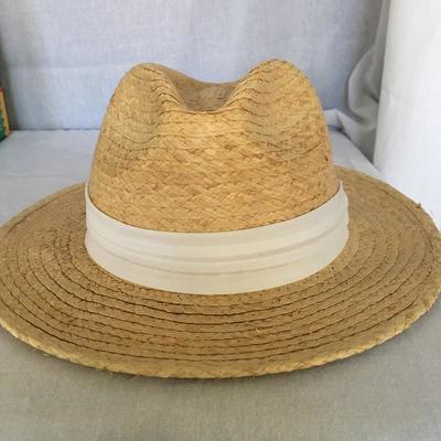 Lot 211 - Golf Essentials
