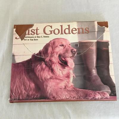 Lot 212 - Golden Retriever Array